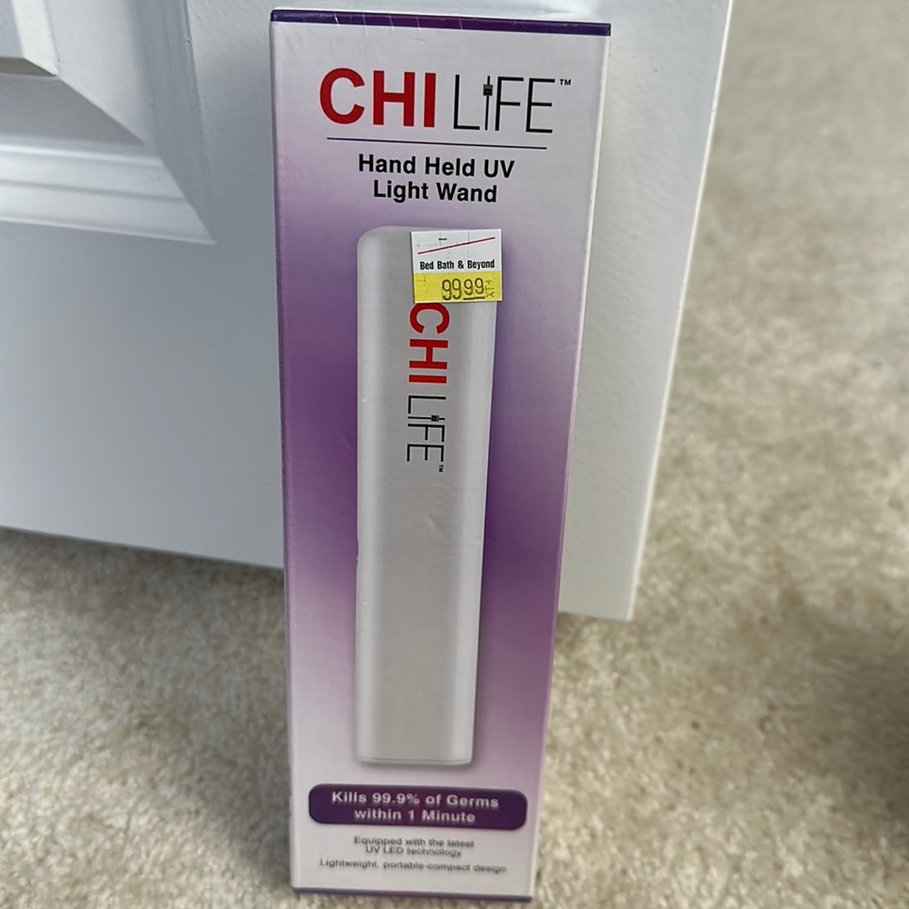 NWT Chi Life Hand Held UV Liffey Wand.